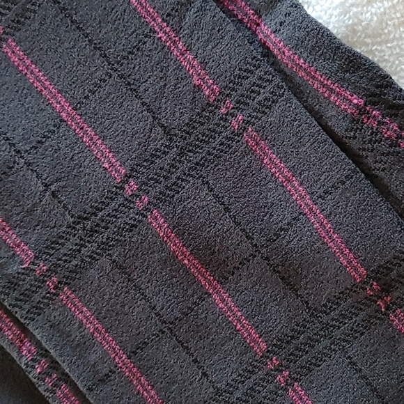 Snag Gray and Magenta Plaid Tights Size G - Picture 2 of 6